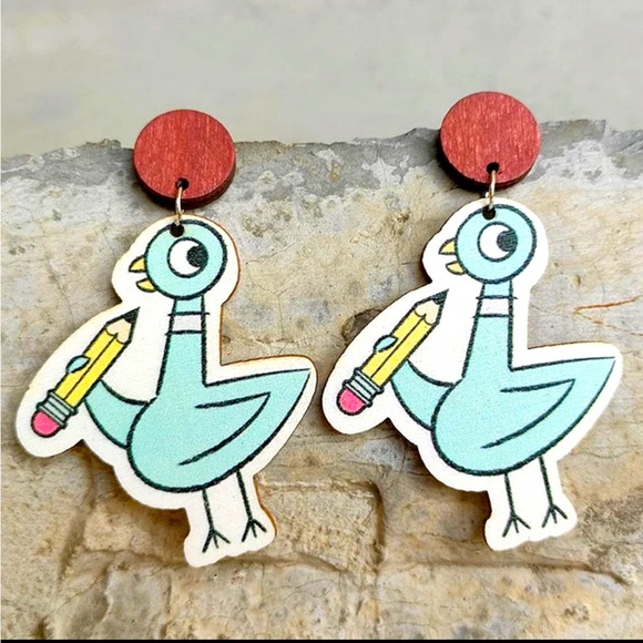 Mo Willems Pigeon Book Character Earrings/ teacher / librarian - Picture 1 of 10